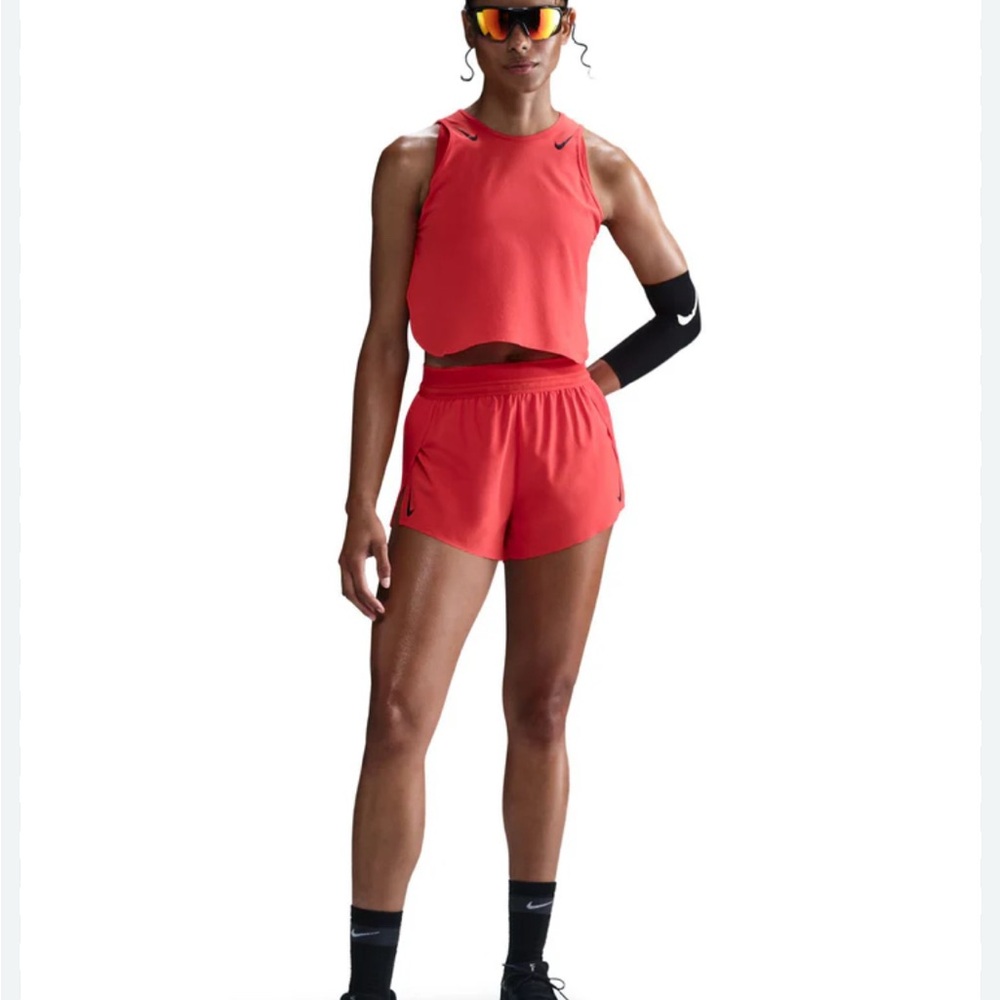 Nike AeroSwift Women's running set in Hyper Pink